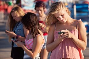 article-008-text-neck