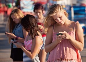 article-008-text-neck